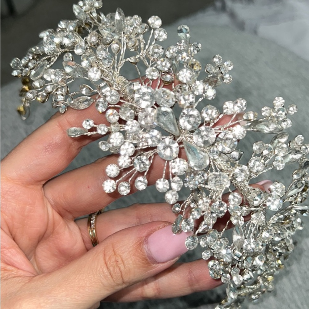 Bridal hairpiece